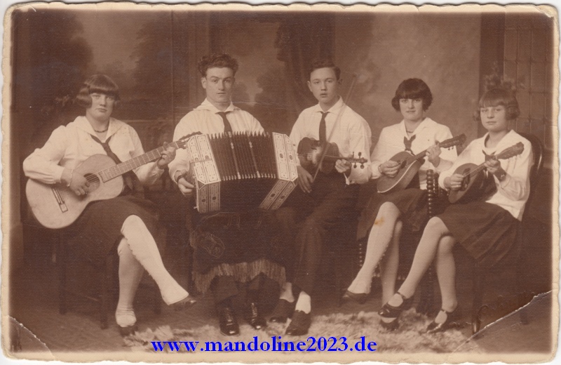 Gitarre Bandoneon Geige Mandoline Quintett alte Postkarte