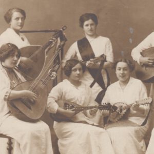 Mehr über den Artikel erfahren Mandolinenensemble Steyr – Um 1910